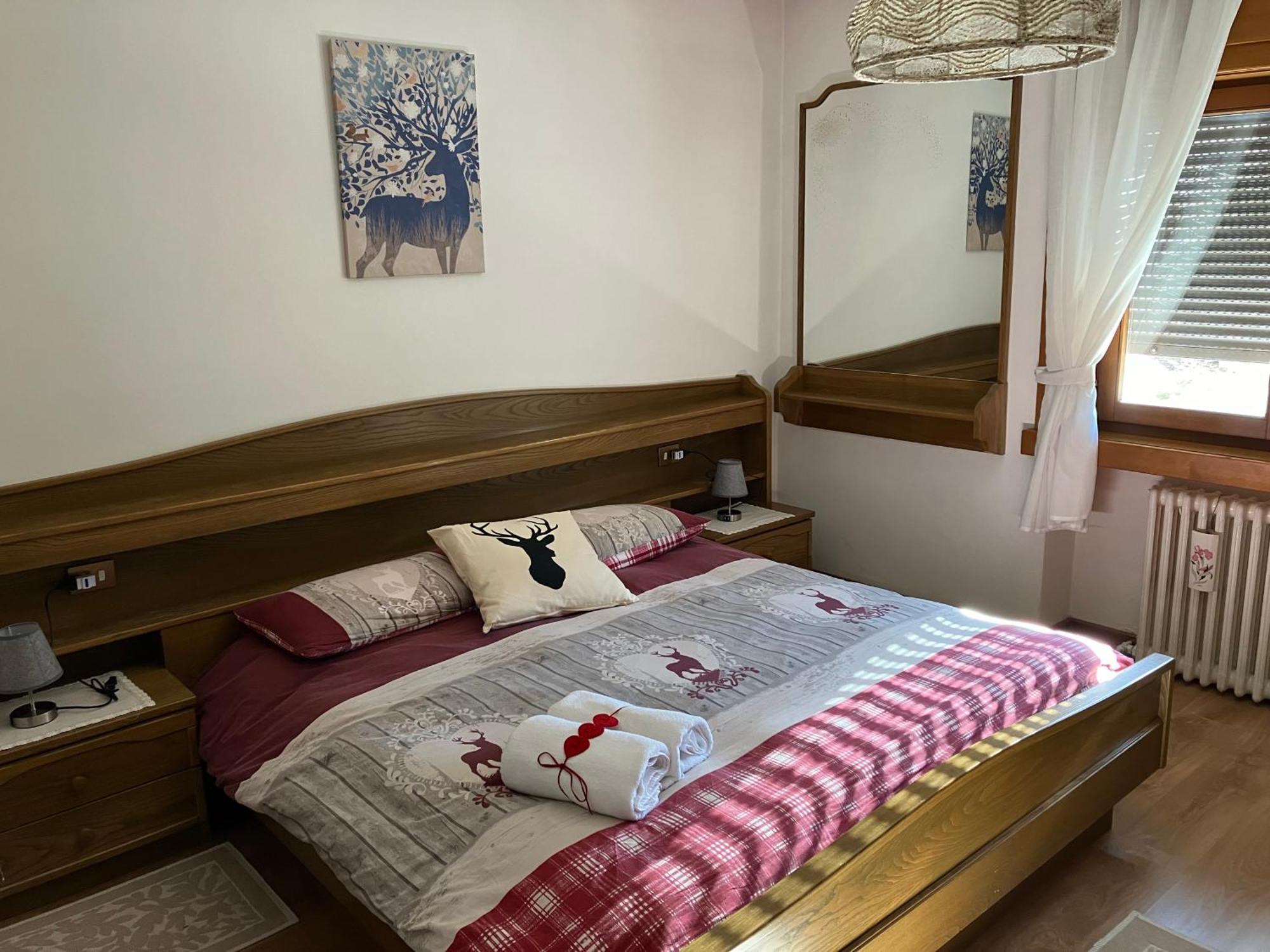 Affittacamere Iragidor Cortina dʼAmpezzo Exteriör bild