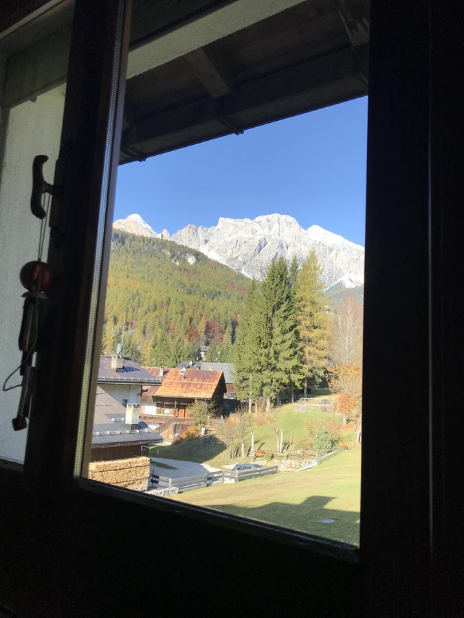 Affittacamere Iragidor Cortina dʼAmpezzo Exteriör bild